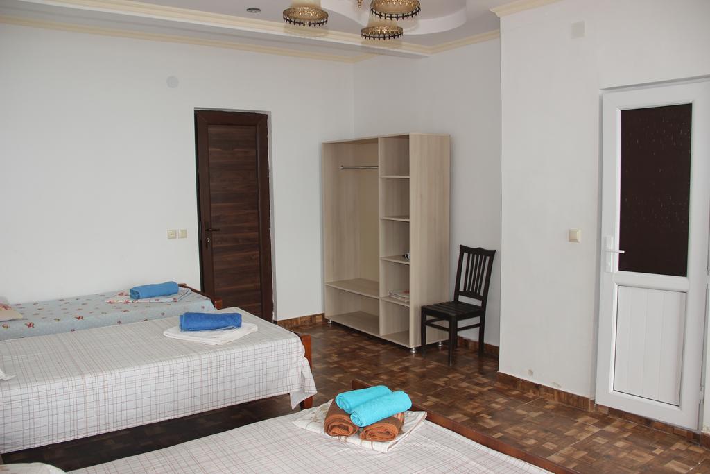Badu Guest House Kvariati Buitenkant foto