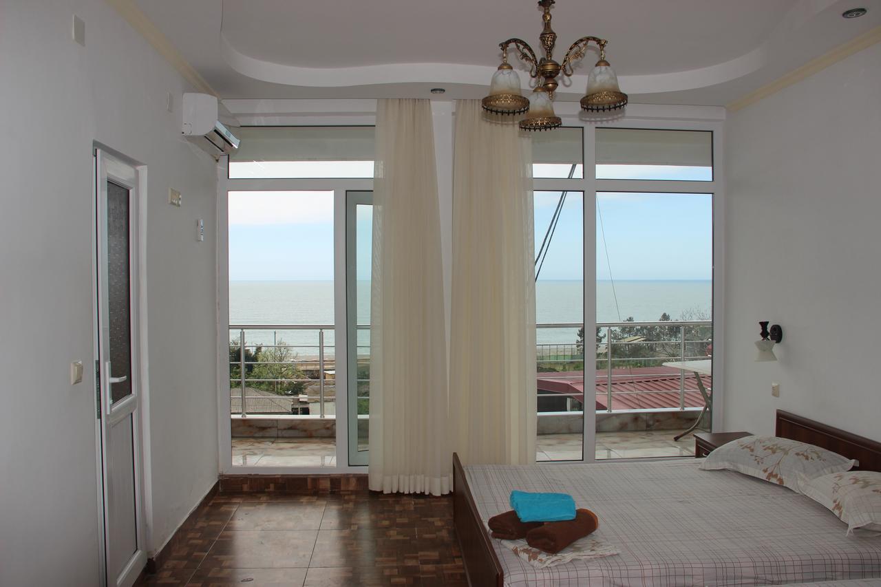 Badu Guest House Kvariati Buitenkant foto