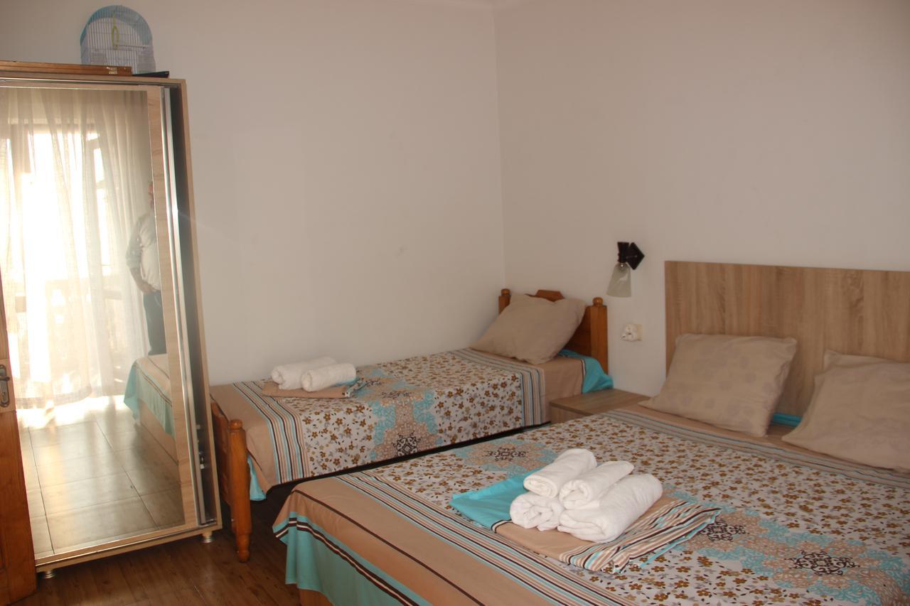 Badu Guest House Kvariati Buitenkant foto